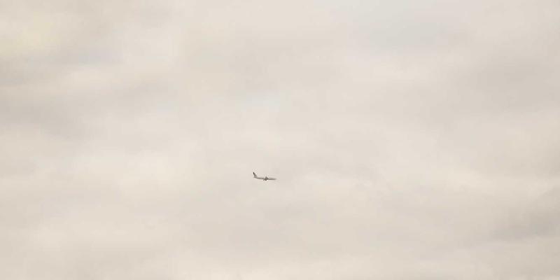 汽车发电机碳刷与调节器：电压不稳、电瓶亏电的幕后黑手诊断与预防